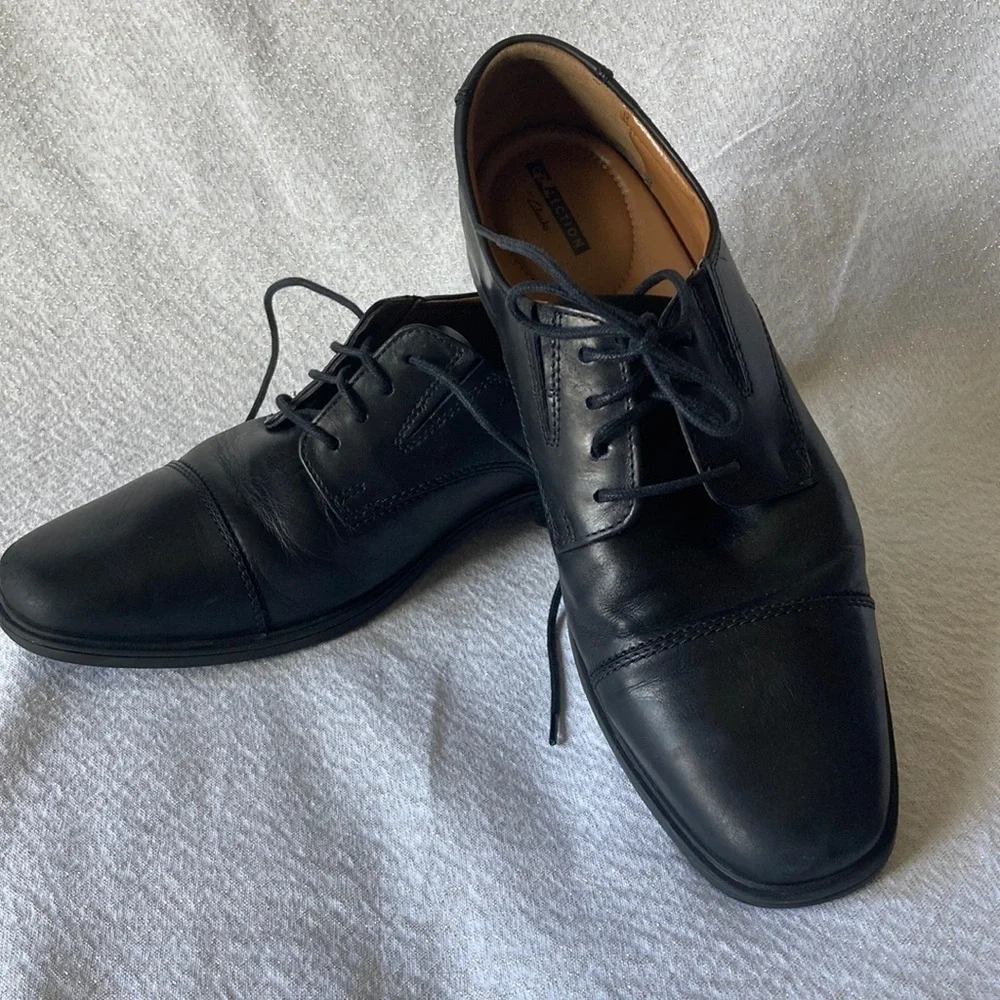Clark's collection soft cushion lace Black men shoes Size 9.5W